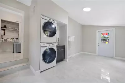 1050 Harrison St #0, Hollywood, FL 33019 - Photo 40