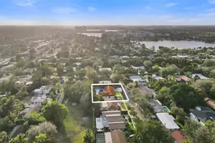 2126 NE 187th St, North Miami Beach, FL 33179 - Photo 18