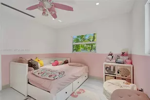 2126 NE 187th St, North Miami Beach, FL 33179 - Photo 40
