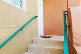 6960 NW 174th Terrace, Hialeah, FL 33015 - Photo 2