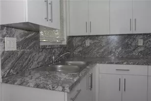 3376 NW 49th St, Miami, FL 33142 - Photo 10