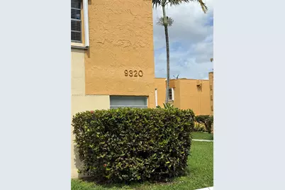 9320 W Flagler St #201D, Miami, FL 33174 - Photo 2