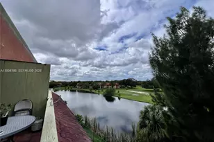 17530 NW 68th Ave, Hialeah, FL 33015 - Photo 20