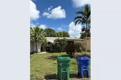 8719 Southampton Dr, Miramar, FL 33025 - Photo 1