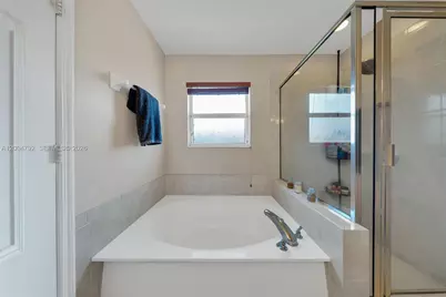 8906 SW 221st Ter, Cutler Bay, FL 33190 - Photo 32