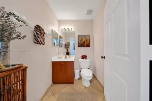 8906 SW 221st Terrace, Cutler Bay, FL 33190 - Photo 8