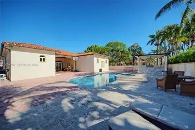 3190 SW 133rd Ct, Miami, FL 33175 - Photo 32
