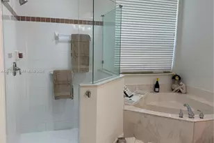 13840 NW 20th St, Pembroke Pines, FL 33028 - Photo 30