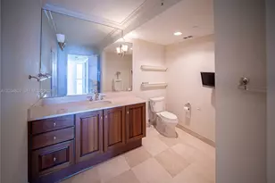 20201 E Country Club Dr, Aventura, FL 33180 - Photo 50