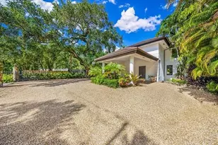 3900 S Douglas Rd, Coconut Grove, FL 33133 - Photo 24