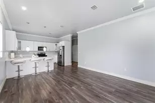 5628 Flagler St, Hollywood, FL 33023 - Photo 8