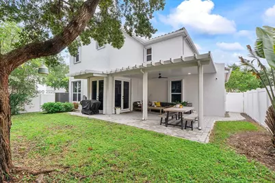 17116 SW 92nd St, Miami, FL 33196 - Photo 10