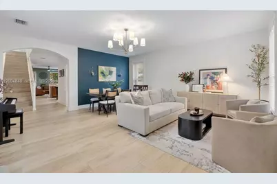 17116 SW 92nd St, Miami, FL 33196 - Photo 2