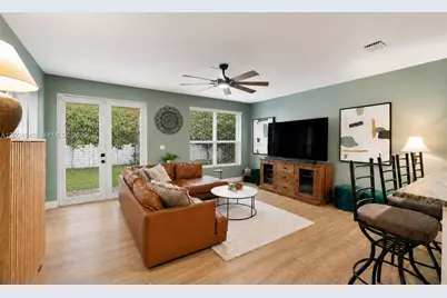 17116 SW 92nd St, Miami, FL 33196 - Photo 6