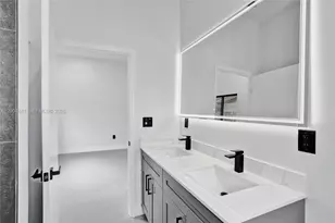 1913 SW 97th Ave, Miramar, FL 33025 - Photo 18