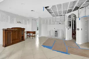 10161 N Lake Vista Cir, Davie, FL 33328 - Photo 46