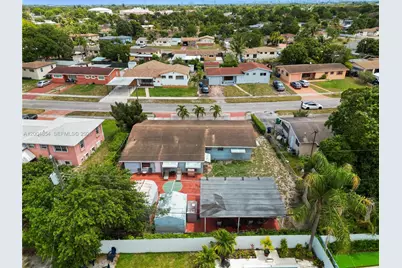 18910 NW 11th Ave, Miami Gardens, FL 33169 - Photo 2