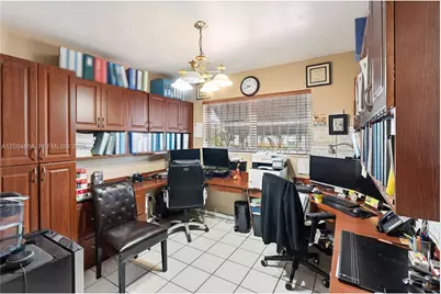 18910 NW 11th Ave, Miami Gardens, FL 33169 - Photo 14