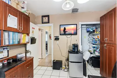 18910 NW 11th Ave, Miami Gardens, FL 33169 - Photo 16