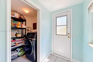 1029 Harrison St, Hollywood, FL 33019 - Photo 44