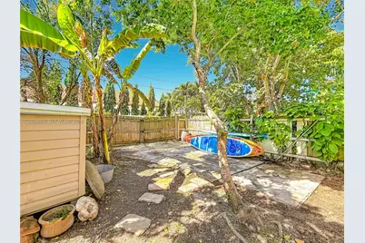 1029 Harrison St, Hollywood, FL 33019 - Photo 50