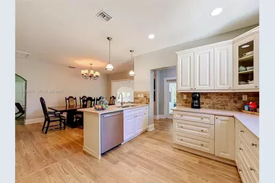 1029 Harrison St, Hollywood, FL 33019 - Photo 10