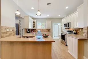 1029 Harrison St, Hollywood, FL 33019 - Photo 12