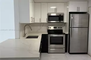 1401 NE 191st St, Miami, FL 33179 - Photo 2