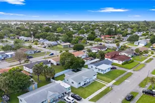 2125 NW 27th Ln, Fort Lauderdale, FL 33311 - Photo 32