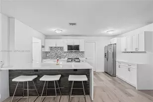 2125 NW 27th Ln, Fort Lauderdale, FL 33311 - Photo 6