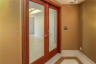 3802 NE 207th St, Aventura, FL 33180 - Photo 6