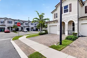 5555 NW 27th St, Lauderhill, FL 33312 - Photo 2