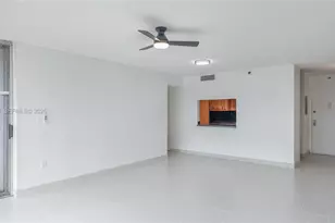 1700 NW N River Dr, Miami, FL 33125 - Photo 8