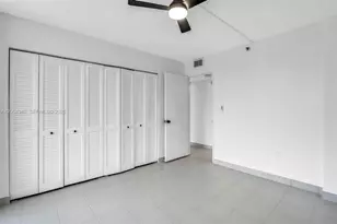 1700 NW N River Dr, Miami, FL 33125 - Photo 10