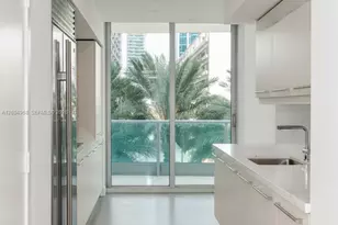 1331 Brickell Bay Dr, Miami, FL 33131 - Photo 8