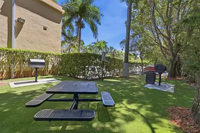 10012 NW 7th St #209, Miami, FL 33172 - Photo 46