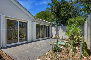 15540 SW 152nd Terrace, Miami, FL 33187 - Photo 10