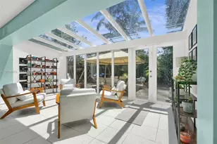 15540 SW 152nd Terrace, Miami, FL 33187 - Photo 2