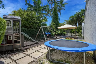 15540 SW 152nd Ter, Miami, FL 33187 - Photo 48