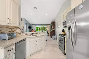4108 Pine Ridge Ln, Weston, FL 33331 - Photo 6