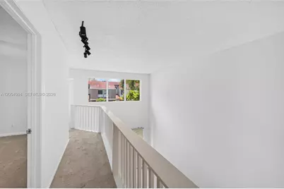 341 City View Dr, Fort Lauderdale, FL 33311 - Photo 24
