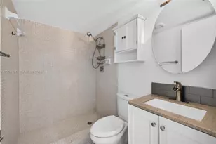 341 City View Dr, Fort Lauderdale, FL 33311 - Photo 20