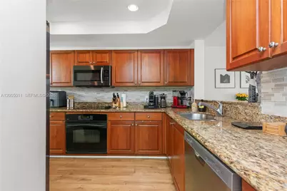 7616 SW 102nd St #411, Pinecrest, FL 33156 - Photo 8