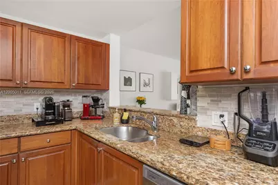 7616 SW 102nd St #411, Pinecrest, FL 33156 - Photo 10