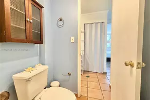 7135 Collins Ave, Miami Beach, FL 33141 - Photo 22