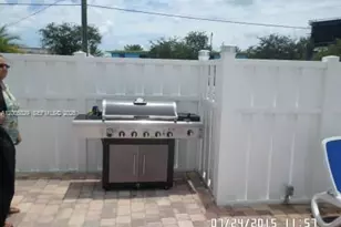 11750 NE 16th Ave, Miami, FL 33161 - Photo 20
