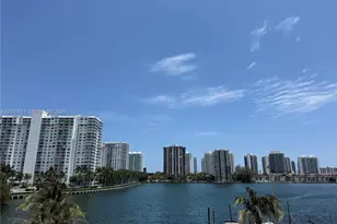 2780 NE 183rd St, Aventura, FL 33160 - Photo 16