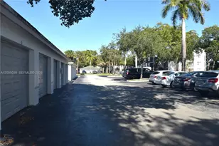 5628 Rock Island Rd, Tamarac, FL 33319 - Photo 20
