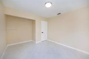 9411 SW 185th Terrace, Cutler Bay, FL 33157 - Photo 14