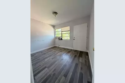 [Address not provided], Opa-Locka, FL 33054 - Photo 10